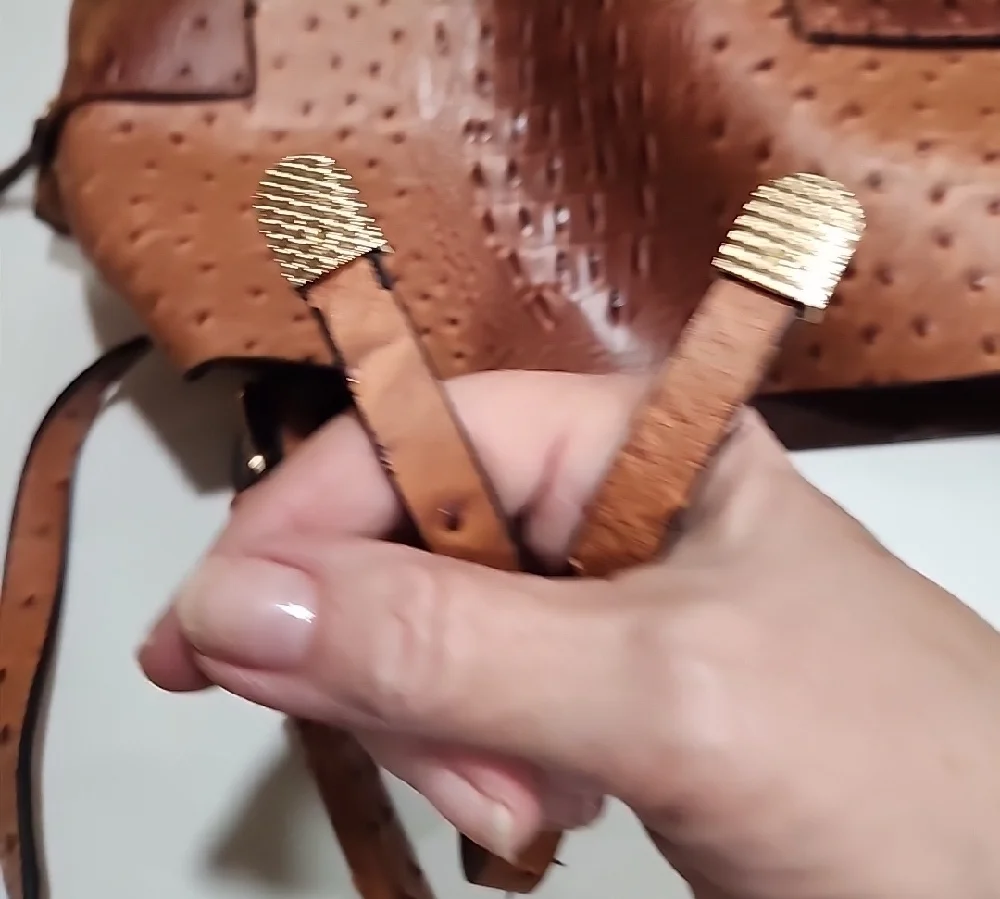 Elegant Brown Faux Ostrich Leather Handbag - Picture 8 of 12